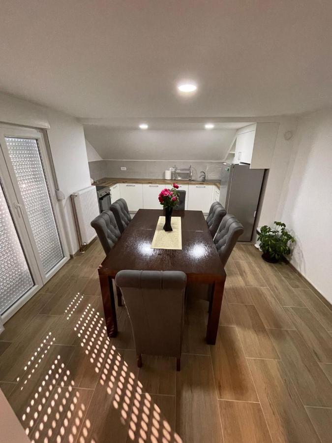 ארנדלובאץ' Apartman Ambijent מראה חיצוני תמונה
