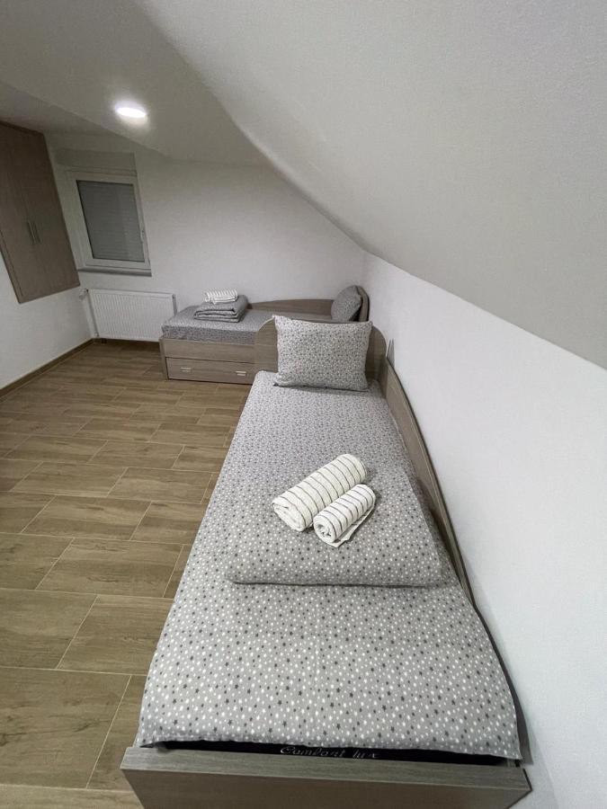 ארנדלובאץ' Apartman Ambijent מראה חיצוני תמונה
